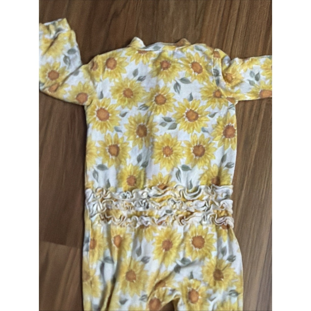 Milkberry Baby Girls 3-6 Months Sunflower Footie Sleeper Pajamas Ruffle Bum - Picture 6 of 6